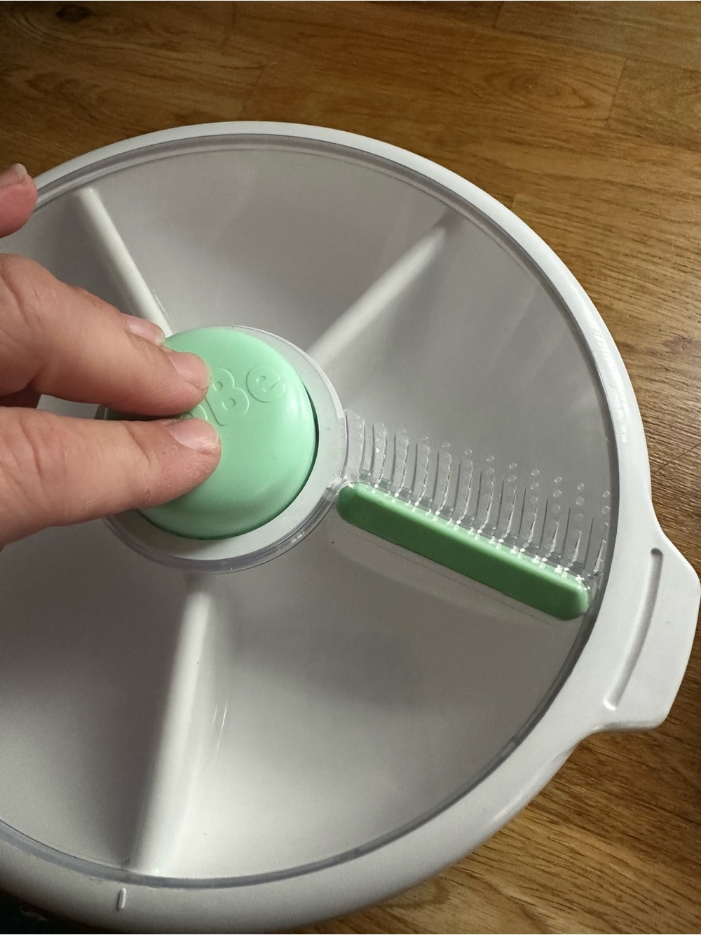 Green-Accented Snack Spinner with Built-In Spinner Button